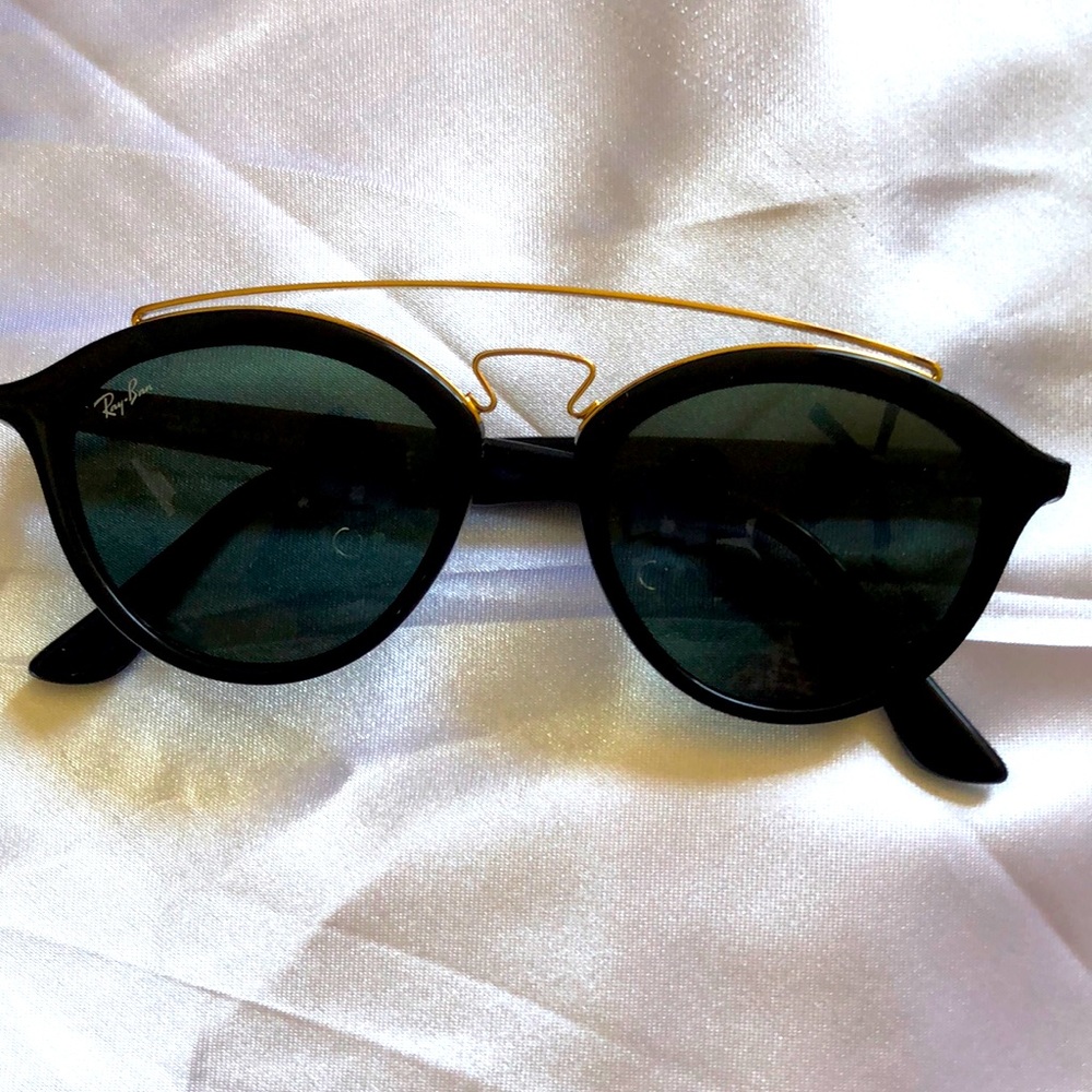 Ray-Ban